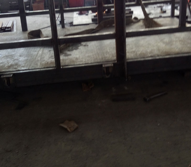 大台面导轨式升降平台