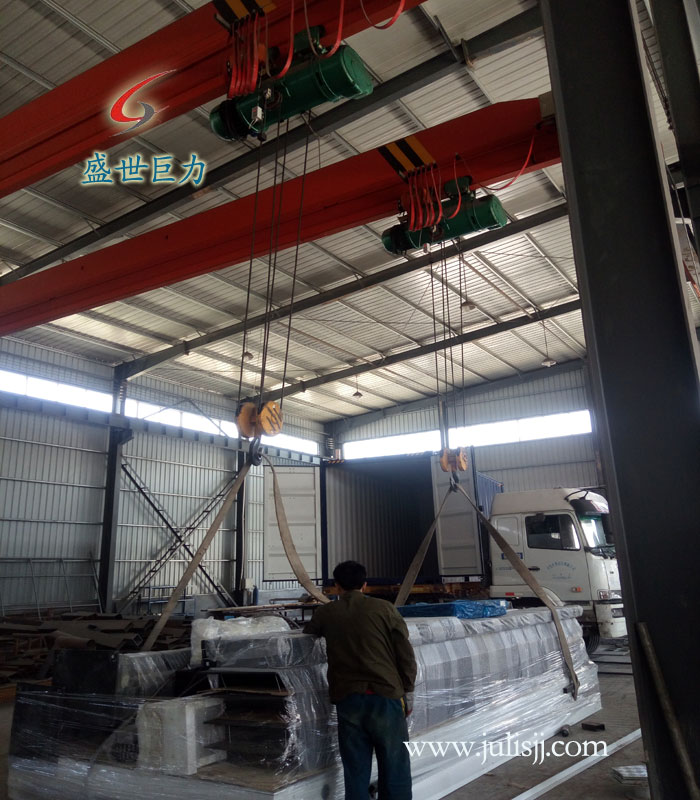 ����Һѹ����ƽ̨���װ���ֳ�